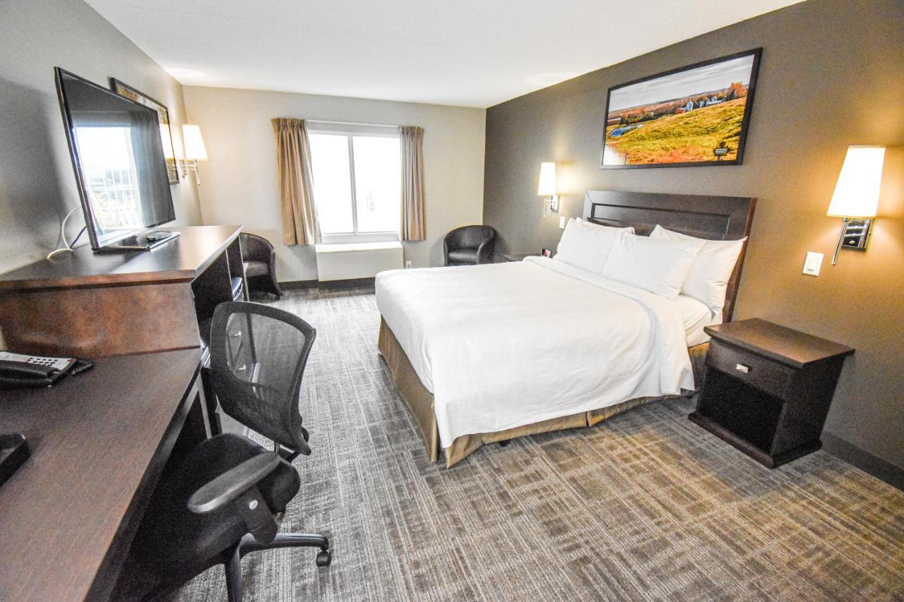 Canad Inns Destination Centre Club Regent Casino Hotel Виннипег Экстерьер фото