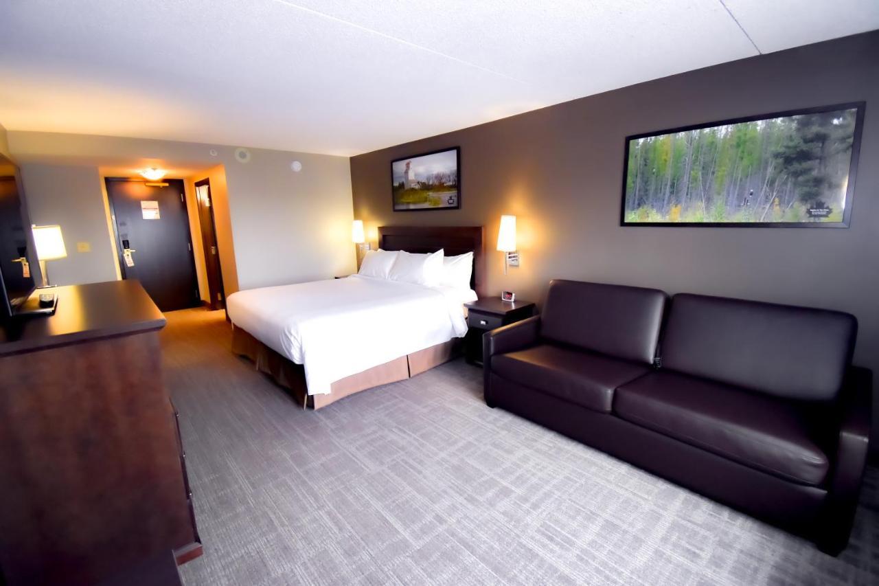 Canad Inns Destination Centre Club Regent Casino Hotel Виннипег Экстерьер фото